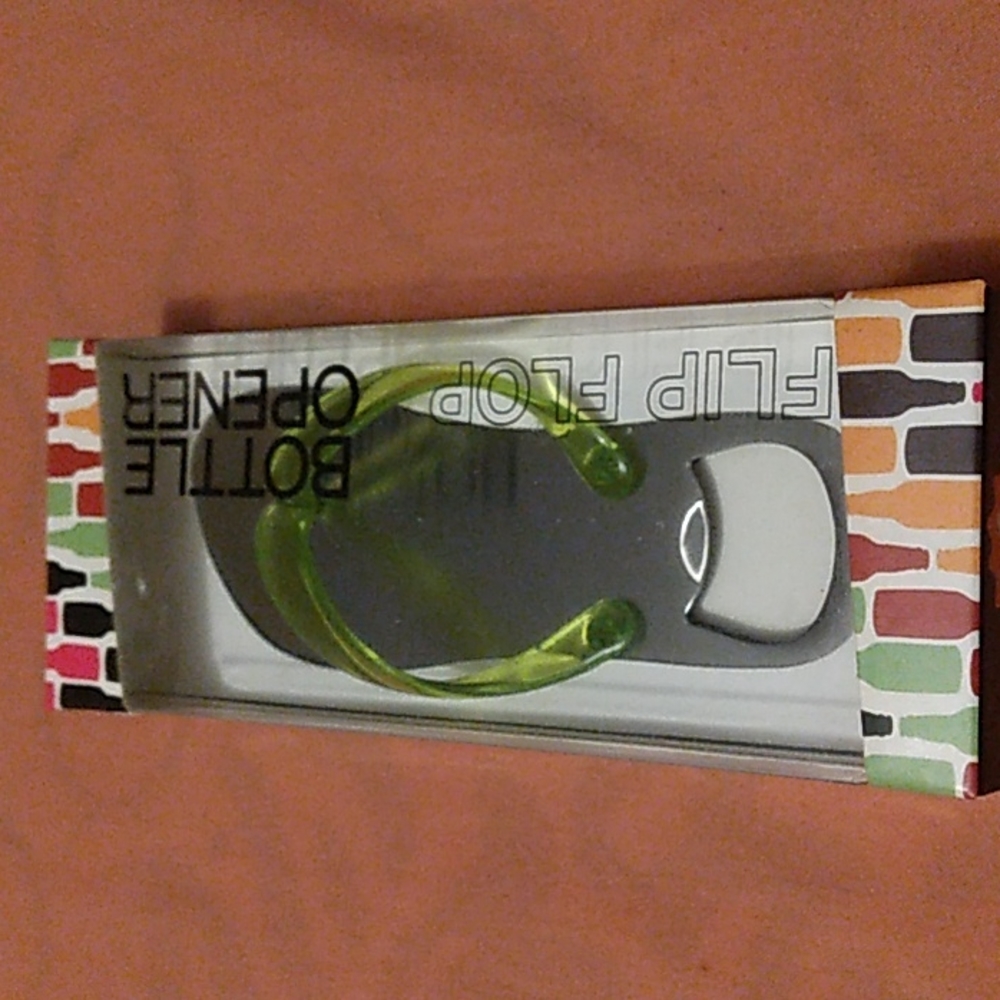 WILD EYE DESIGNS FLIP FLOP BOTTLE OPENER lime green